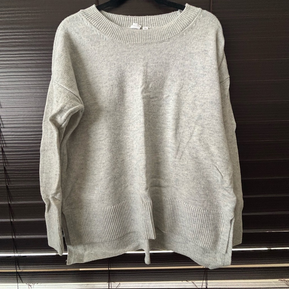 GAP Crewneck Sweater